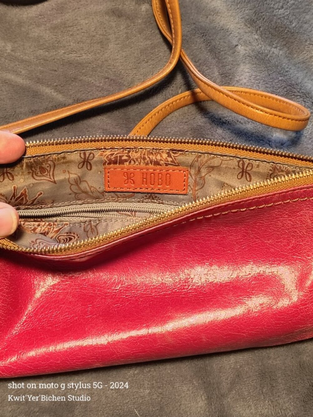 Hobo Darcy Crossbody Leather